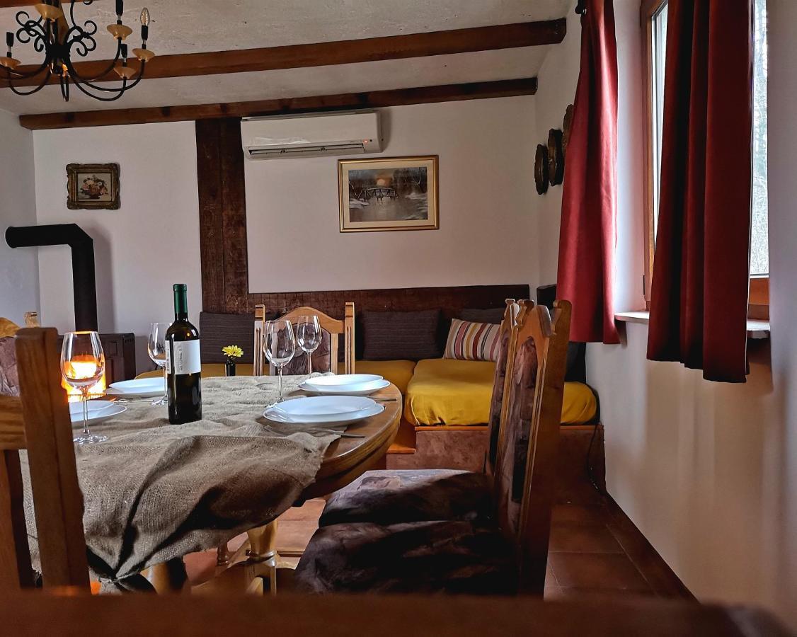 Kuca Za Odmor Rubic Villa Vinkovci Bagian luar foto
